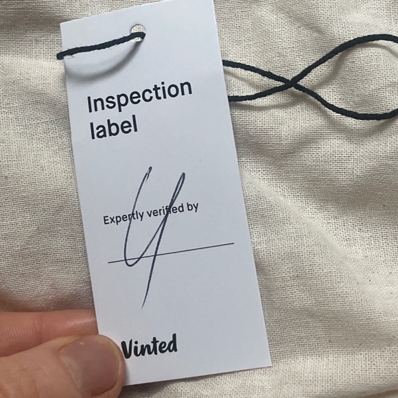 Authentic Louis Vuitton vintage scarf - Picture 14 of 15